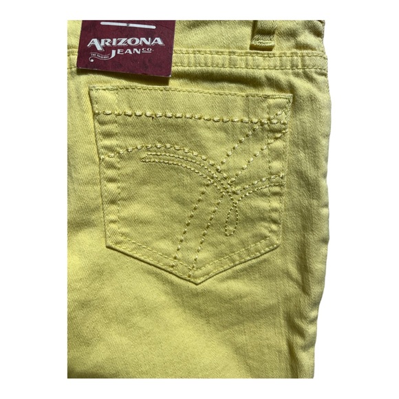 Arizona Bermuda Yellow Denim Shorts Size 6X - Picture 3 of 7
